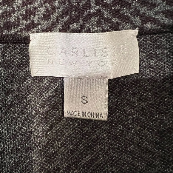 Carlisle New York polyester/spandex blend sweater/jacket size small - Picture 6 of 8